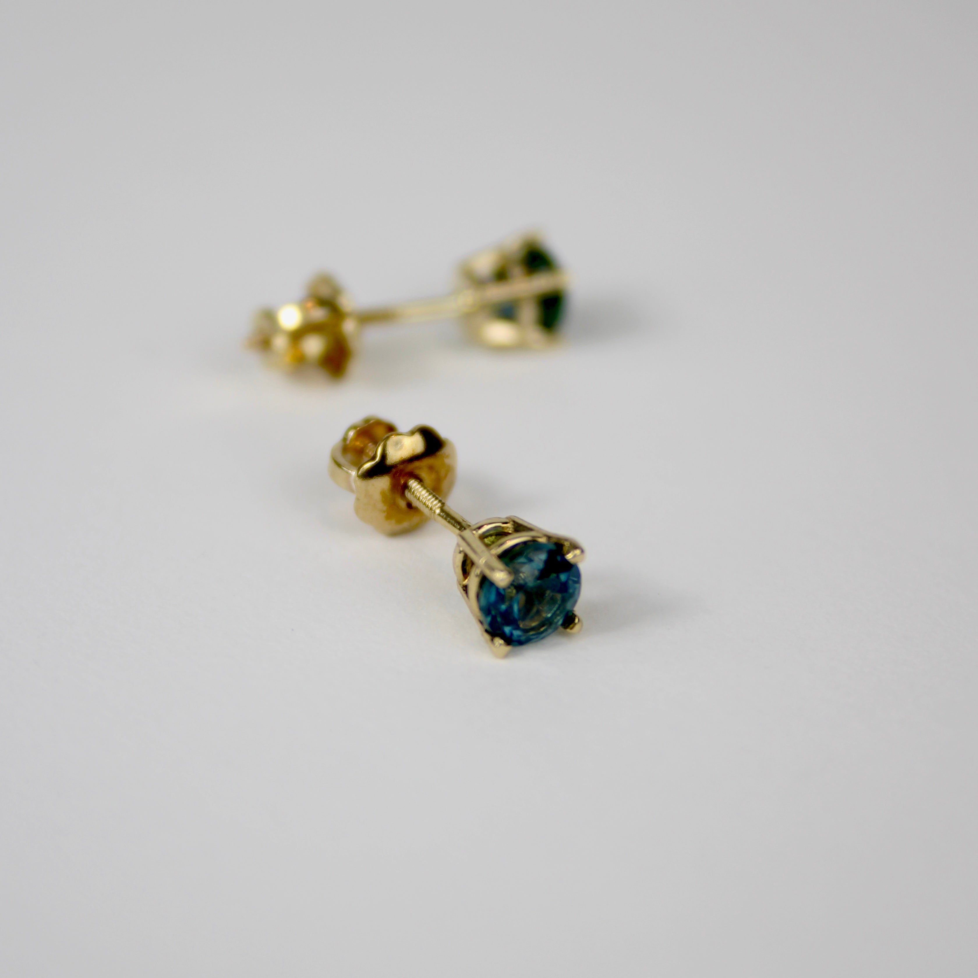 Blue Round Natural Sapphire Stud Earrings